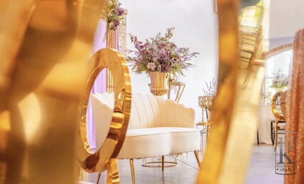 Ivory Flower Velvet Loveseat